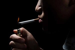 58岁男子抽烟26年，肺脏依旧红润健康，只因日常坚持了这3个习惯